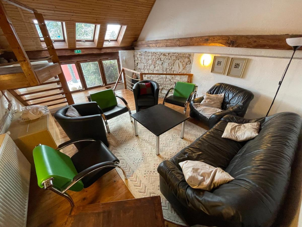 Keramický a výtvarný ateliér Konešín Exterior foto